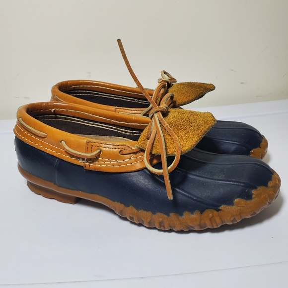 duck boot moccasins
